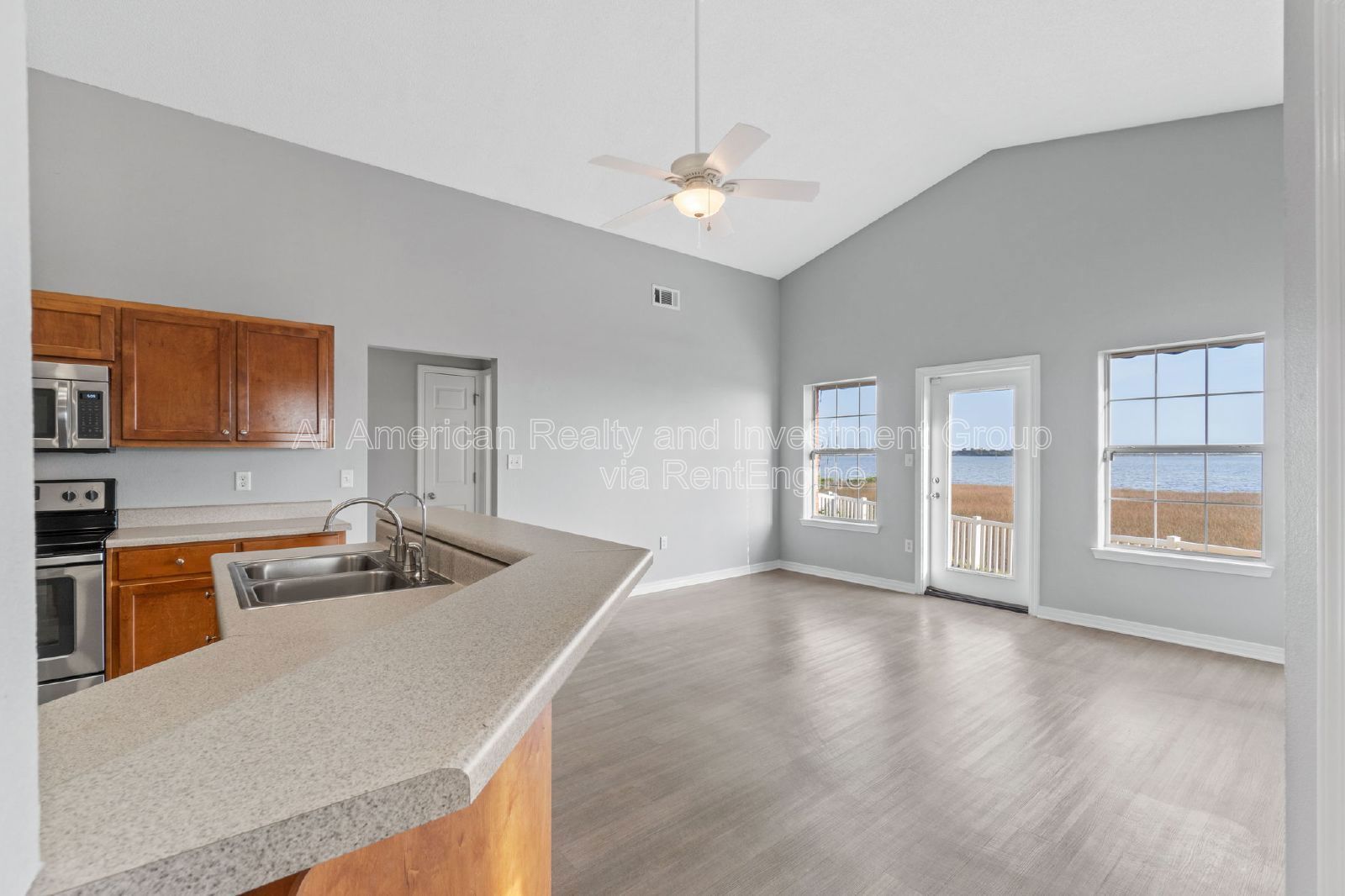 742 Saltair Lane property image