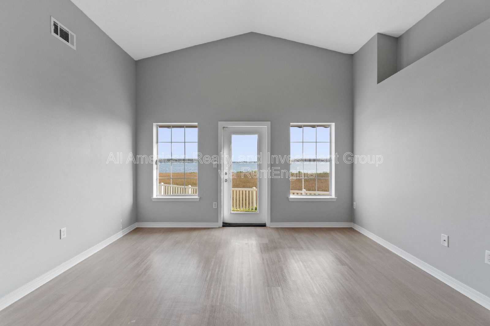 742 Saltair Lane property image