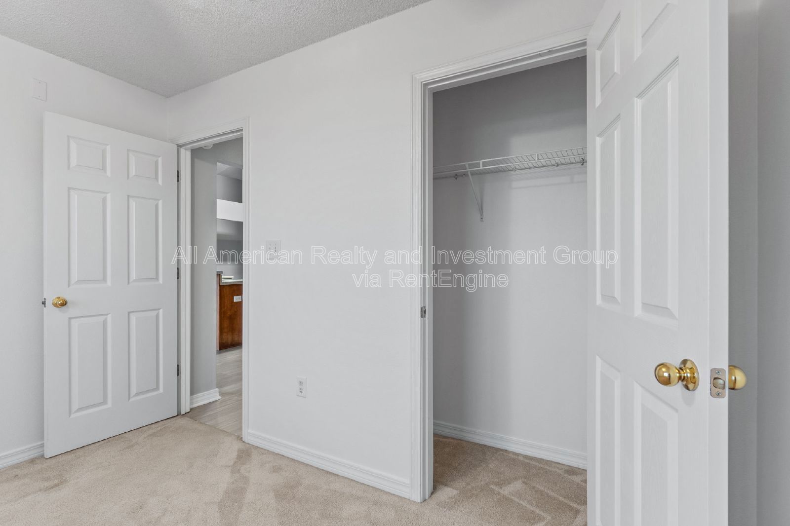 742 Saltair Lane property image