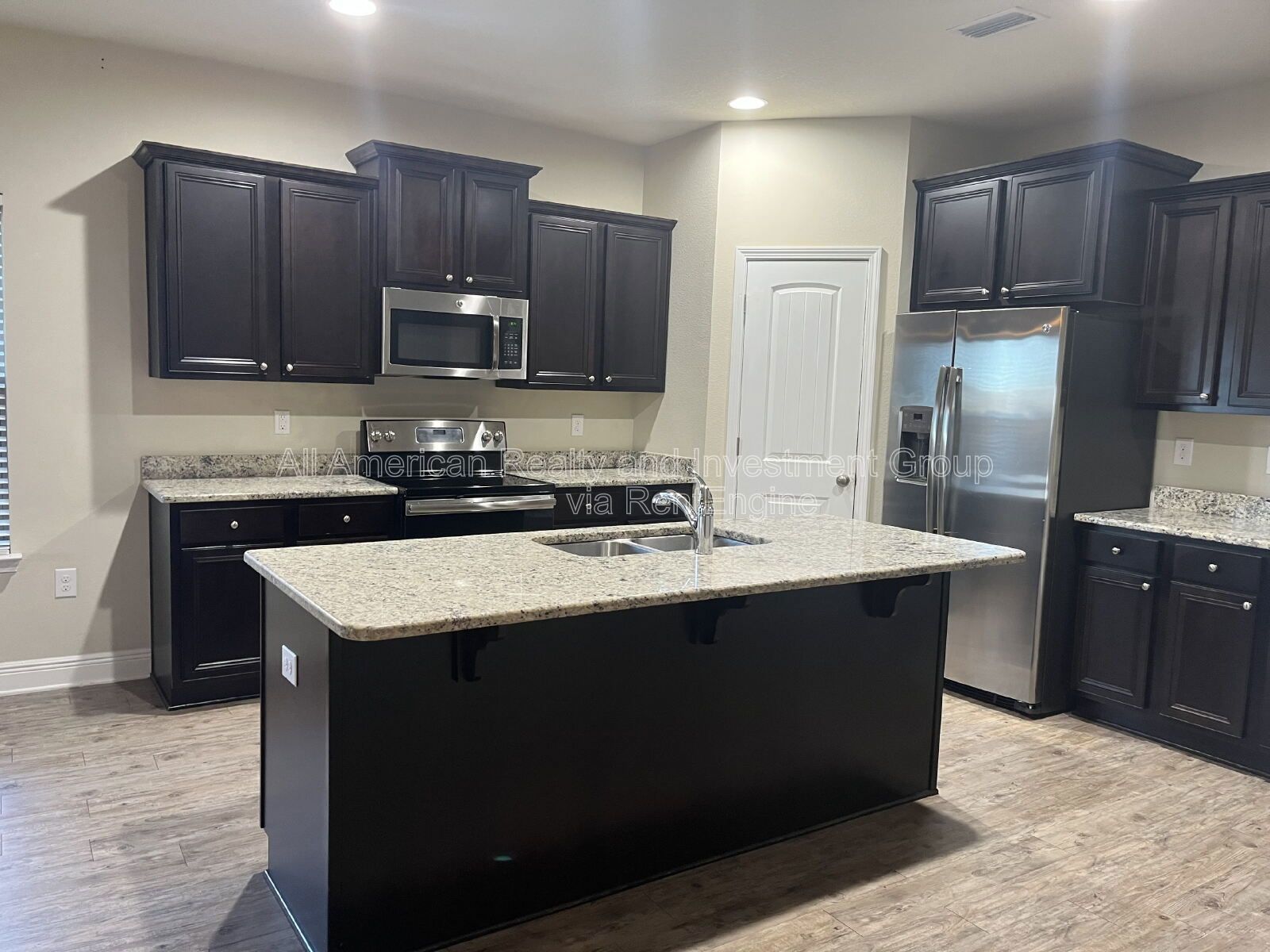 671 Teal Street property image