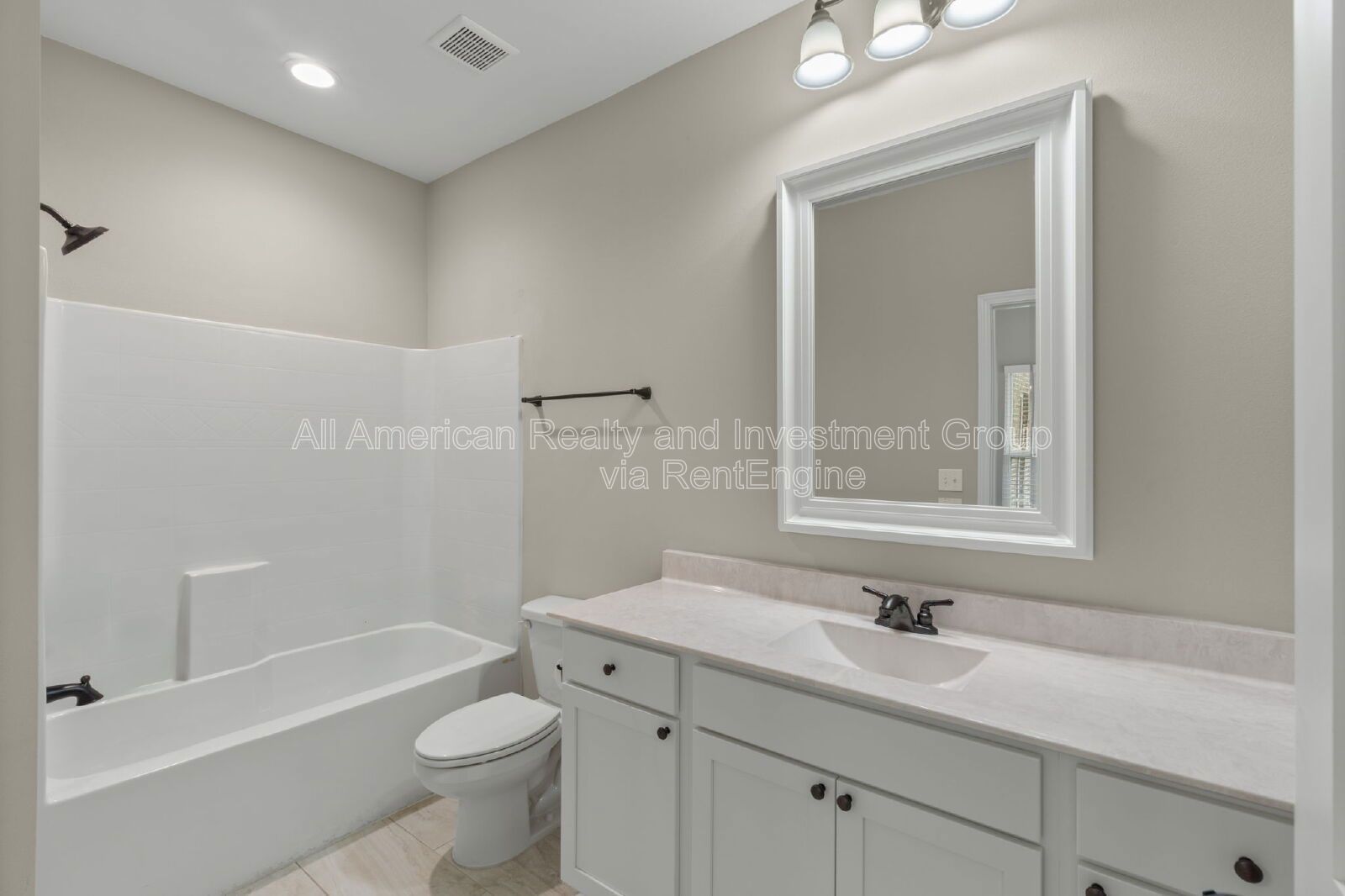 33 8th Avenue property image