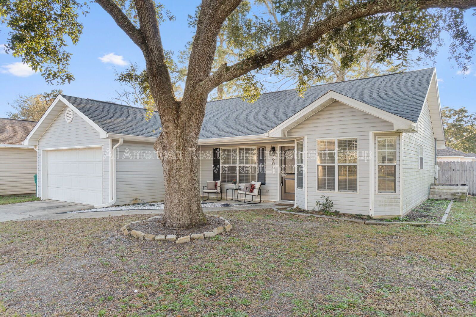 908 Emily Circle property image