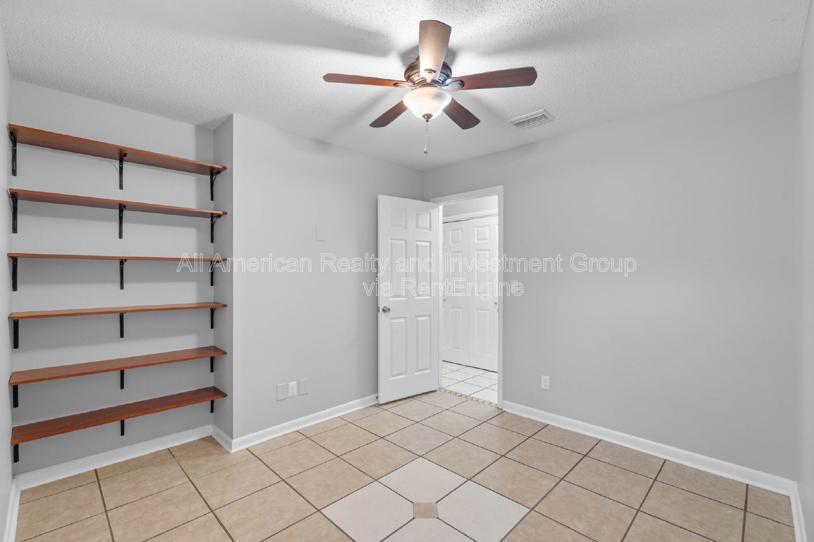 202 Stephen Avenue property image