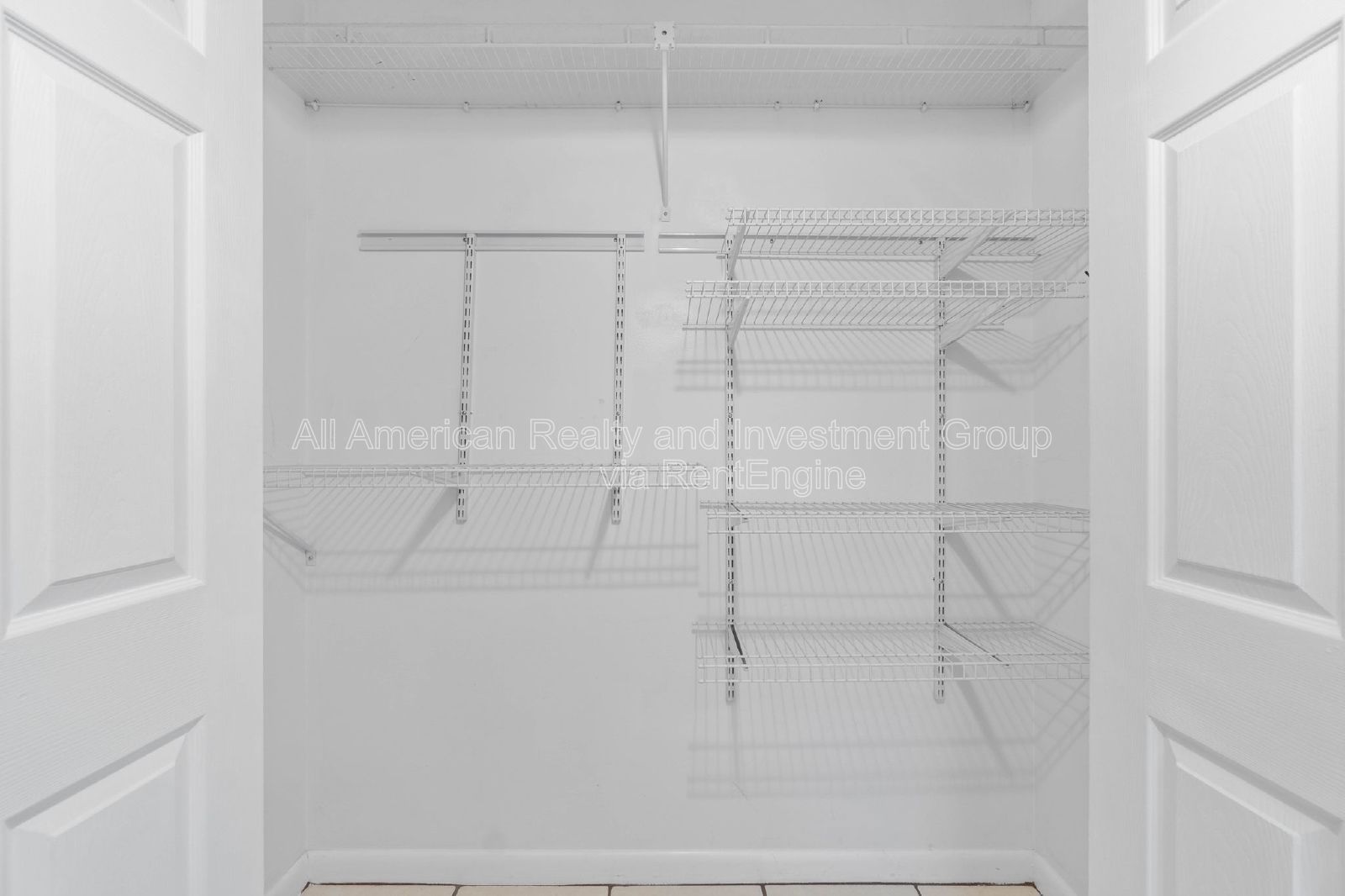 202 Stephen Avenue property image