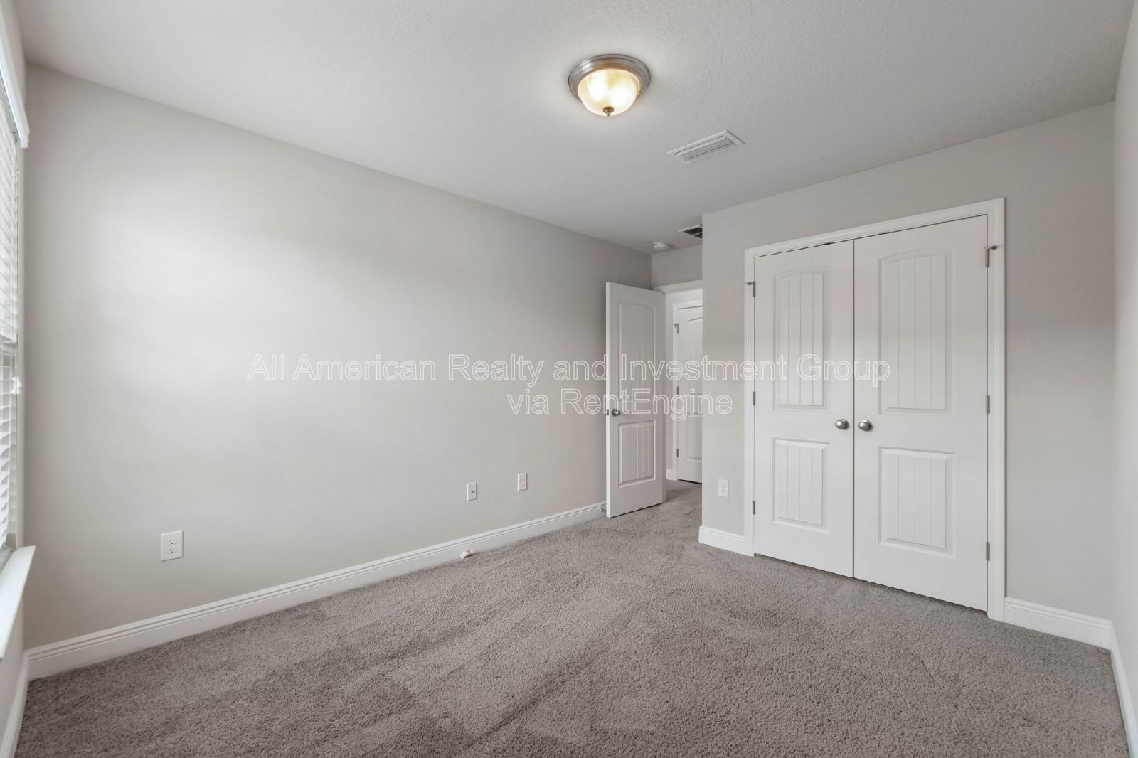 8827 Little Cormorant Ln property image