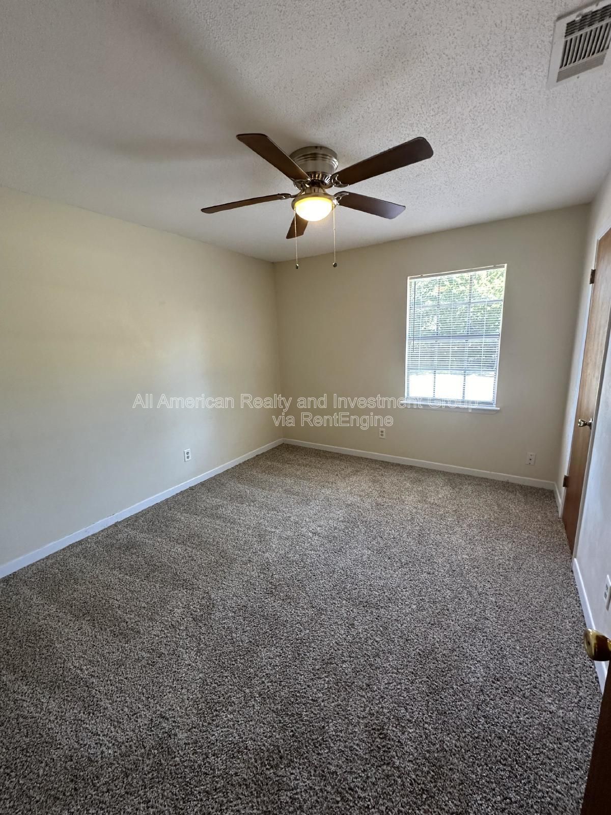 146 Alabama Avenue Unit B property image