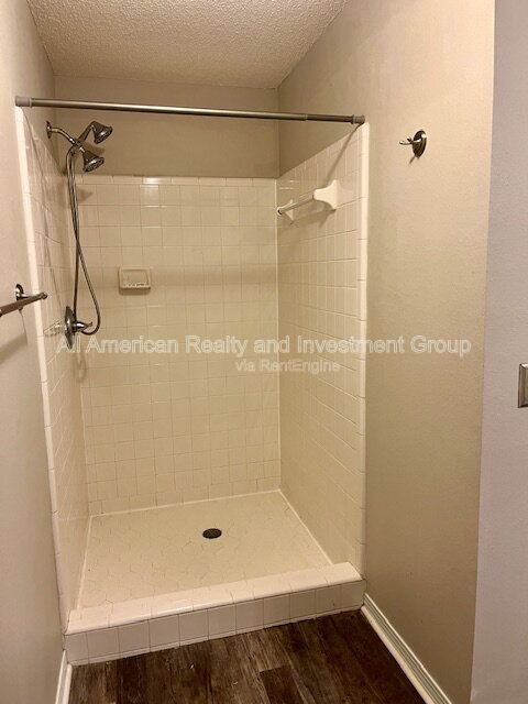 504 Easy Street property image