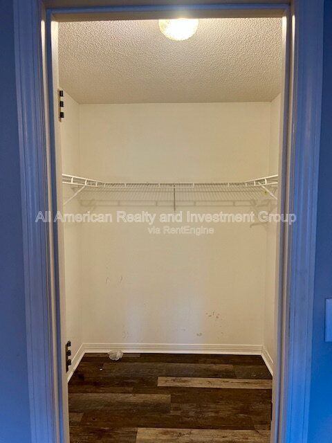504 Easy Street property image