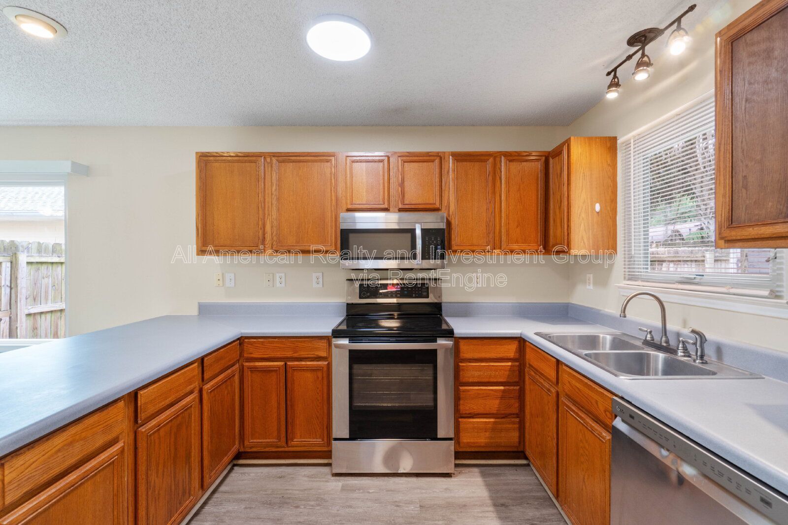 104 Hydac Road B property image