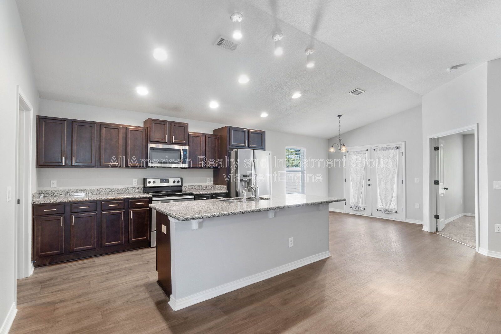 2432 Frontera Street property image