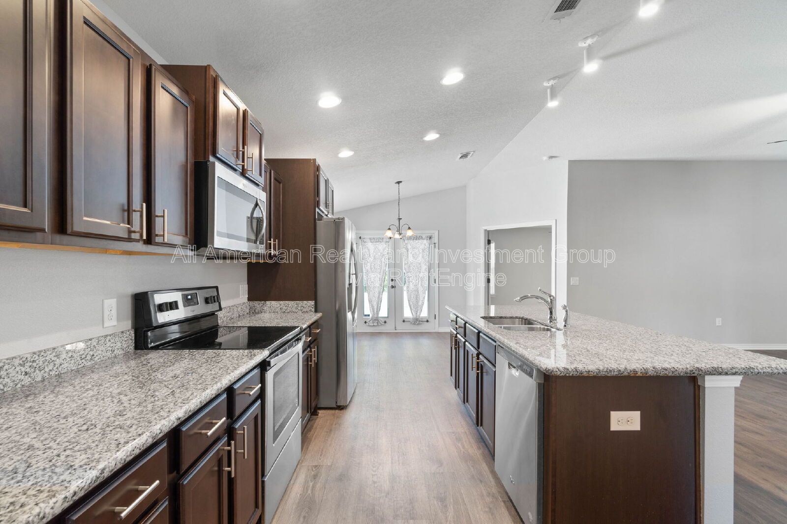2432 Frontera Street property image