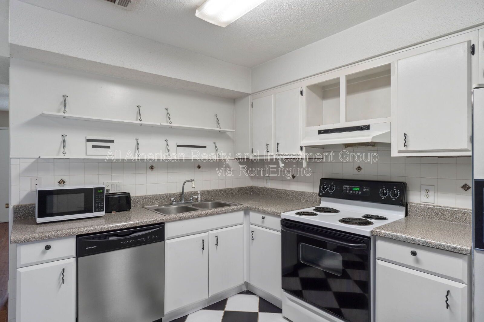 611 Center Street Unit 10 property image