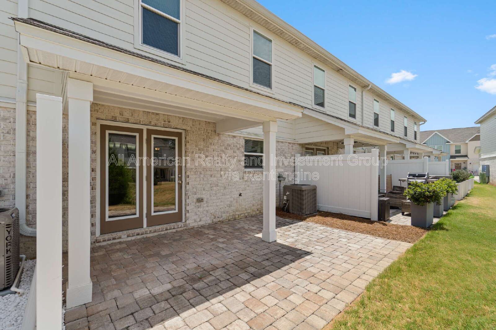 400 Mattie M Kelly Blvd property image