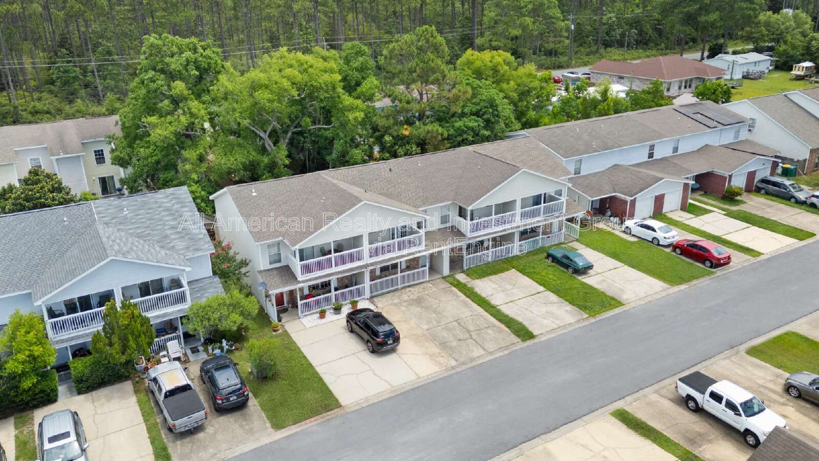 1815 Pointed Leaf Lane property image
