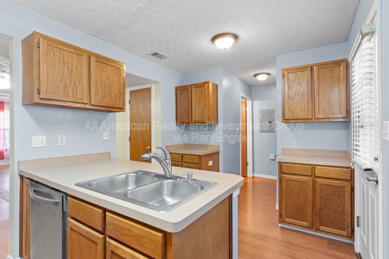 1815 Pointed Leaf Lane property image
