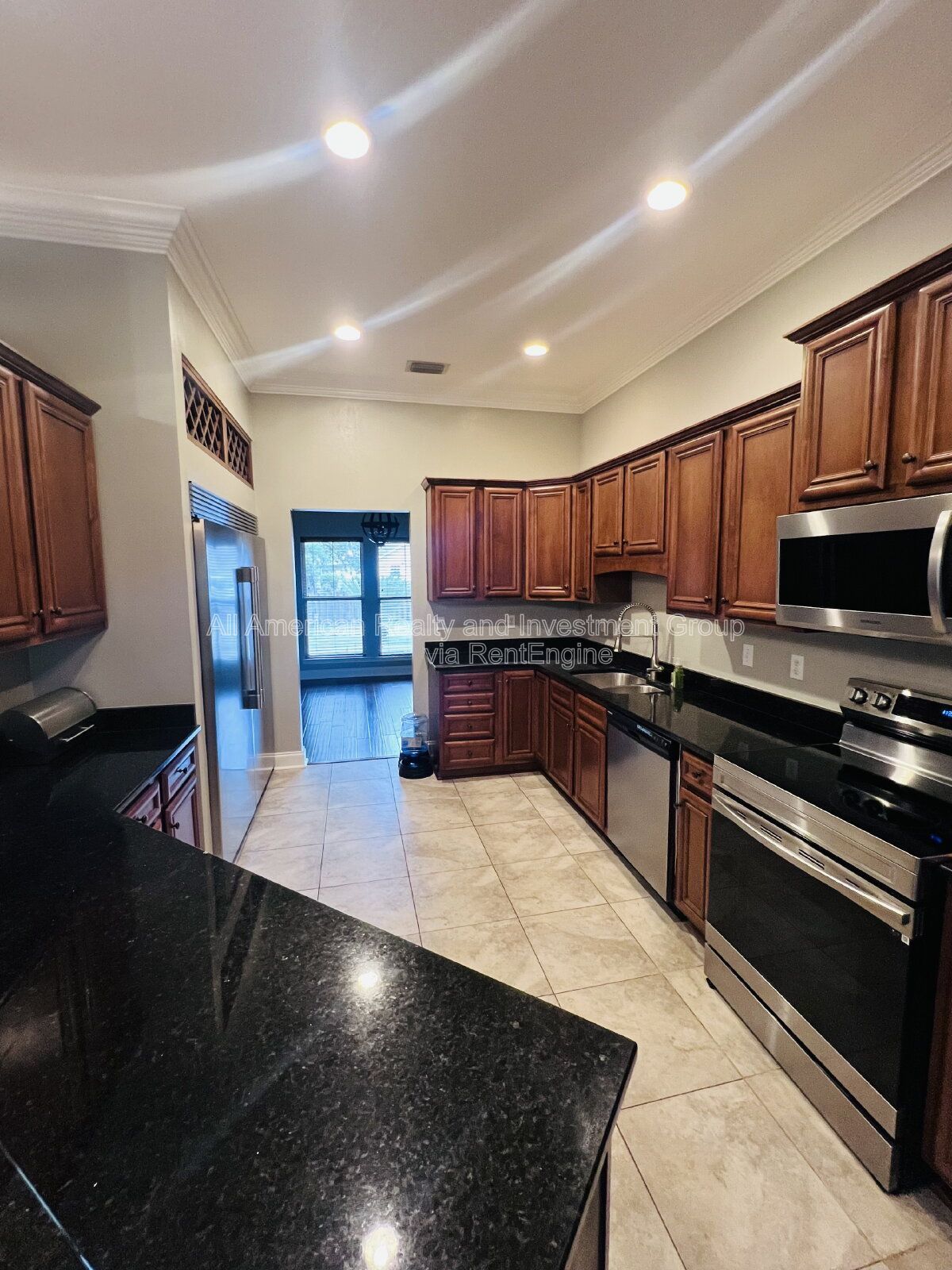598 Emerald Lane property image