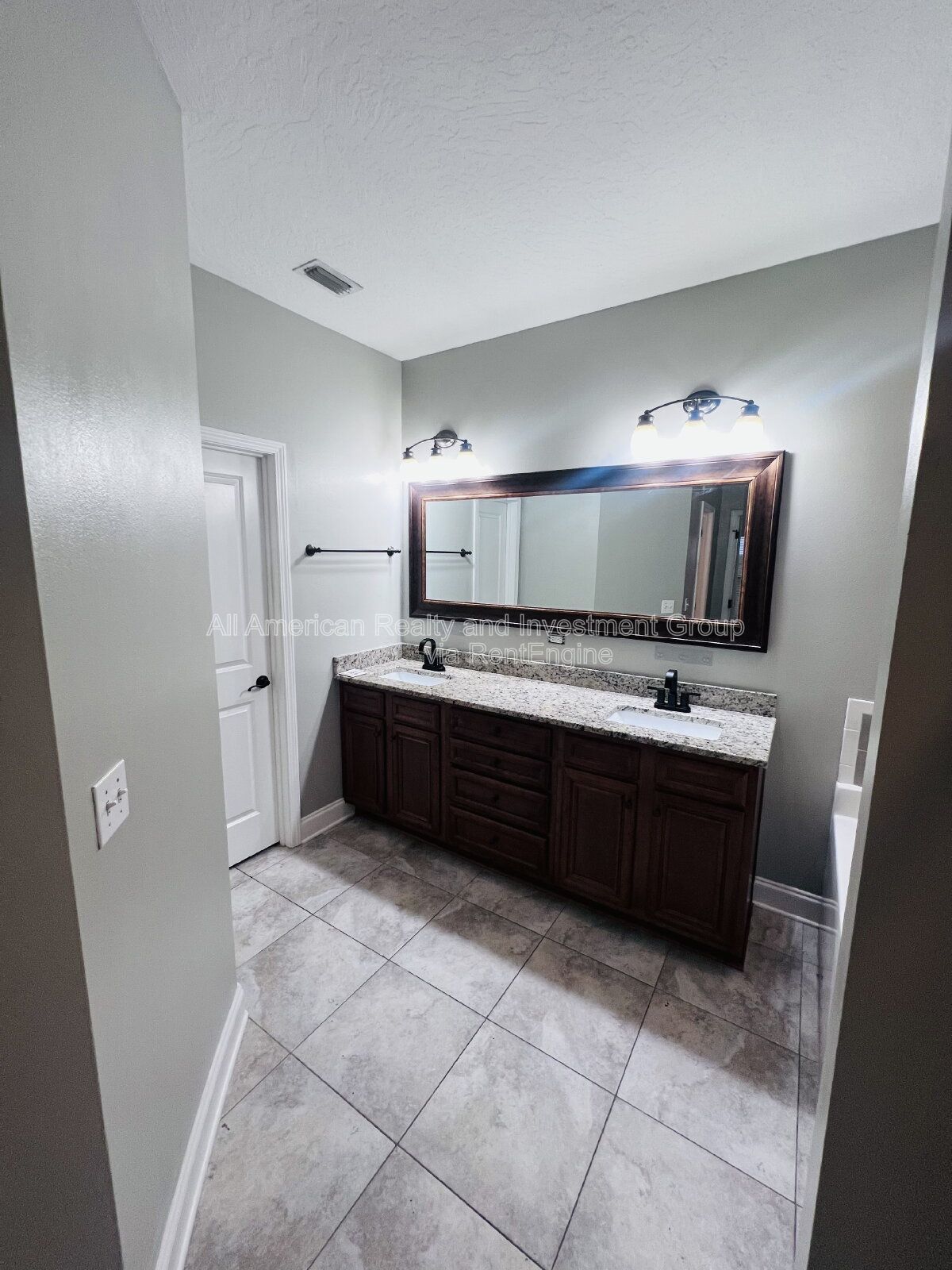 598 Emerald Lane property image