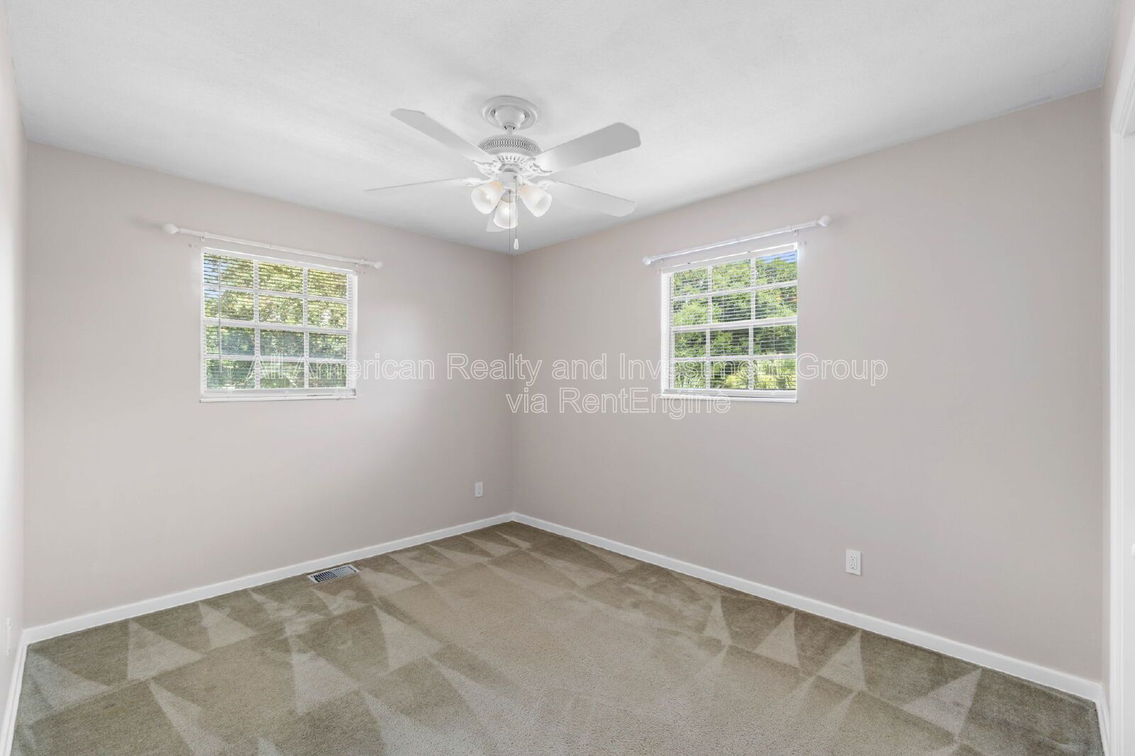 208 Wright Parkway NW property image