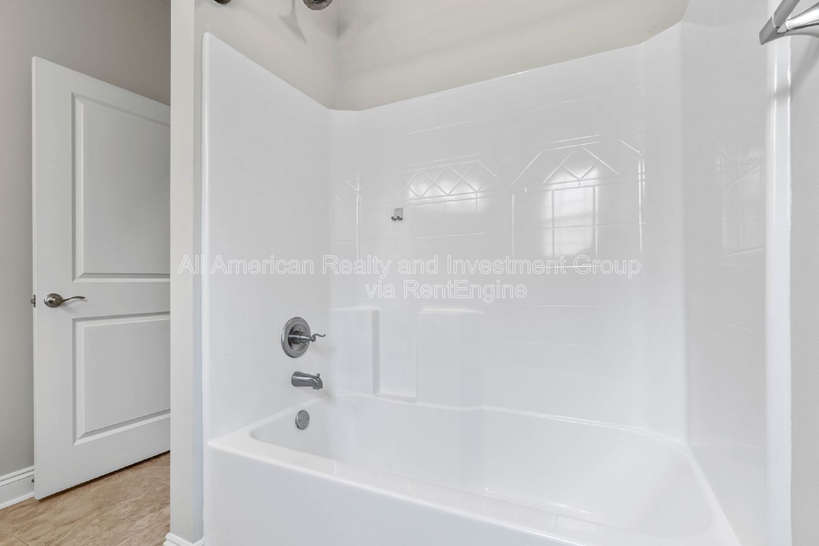 2140 Nina Street property image