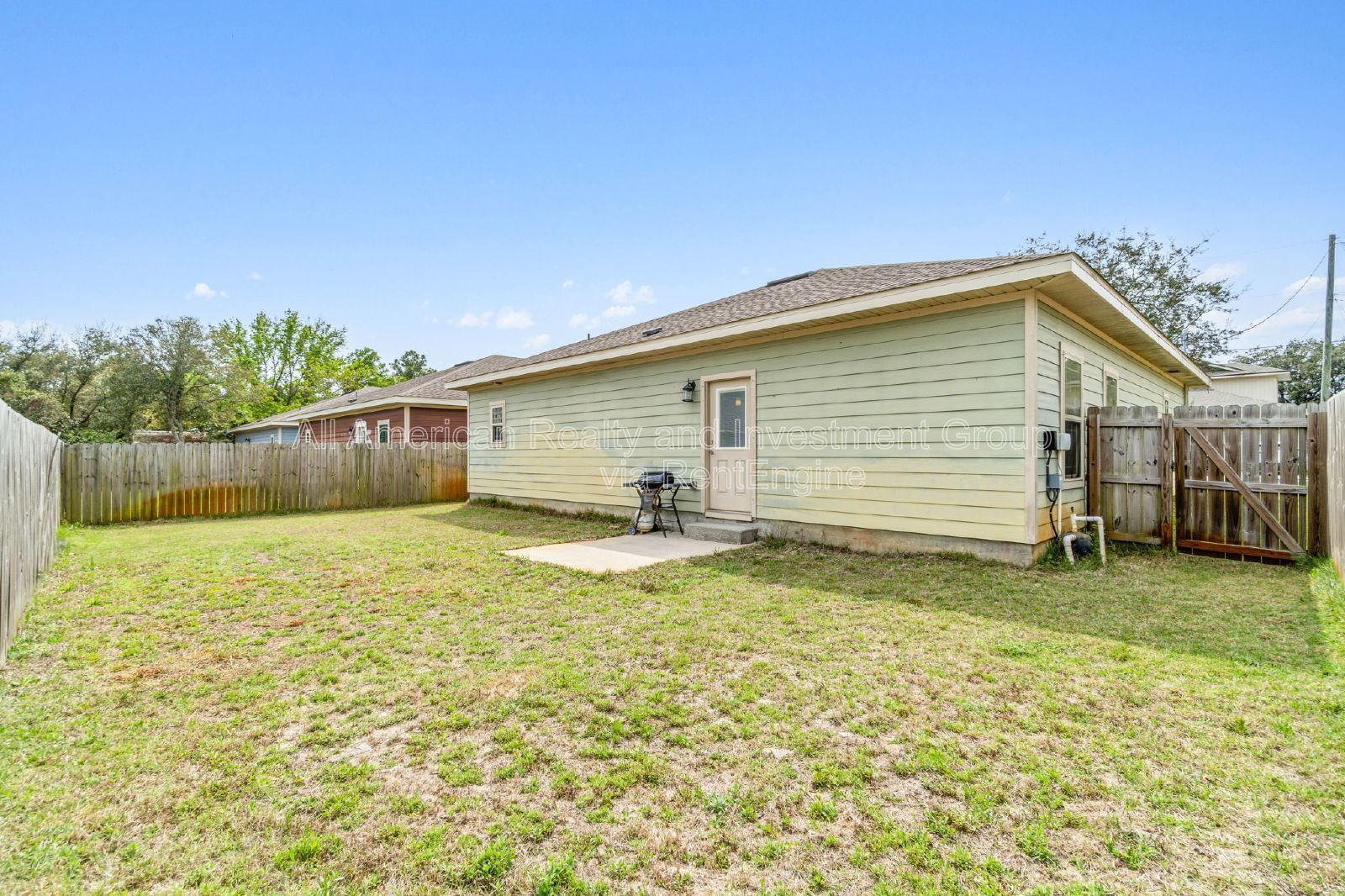 2140 Nina Street property image