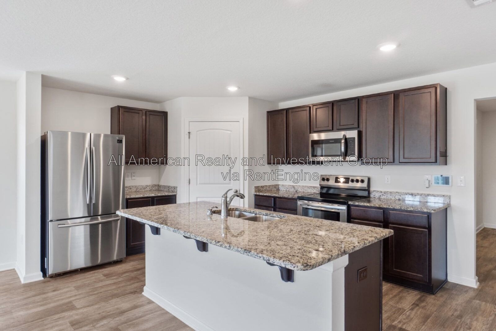 921 Merganser Way property image