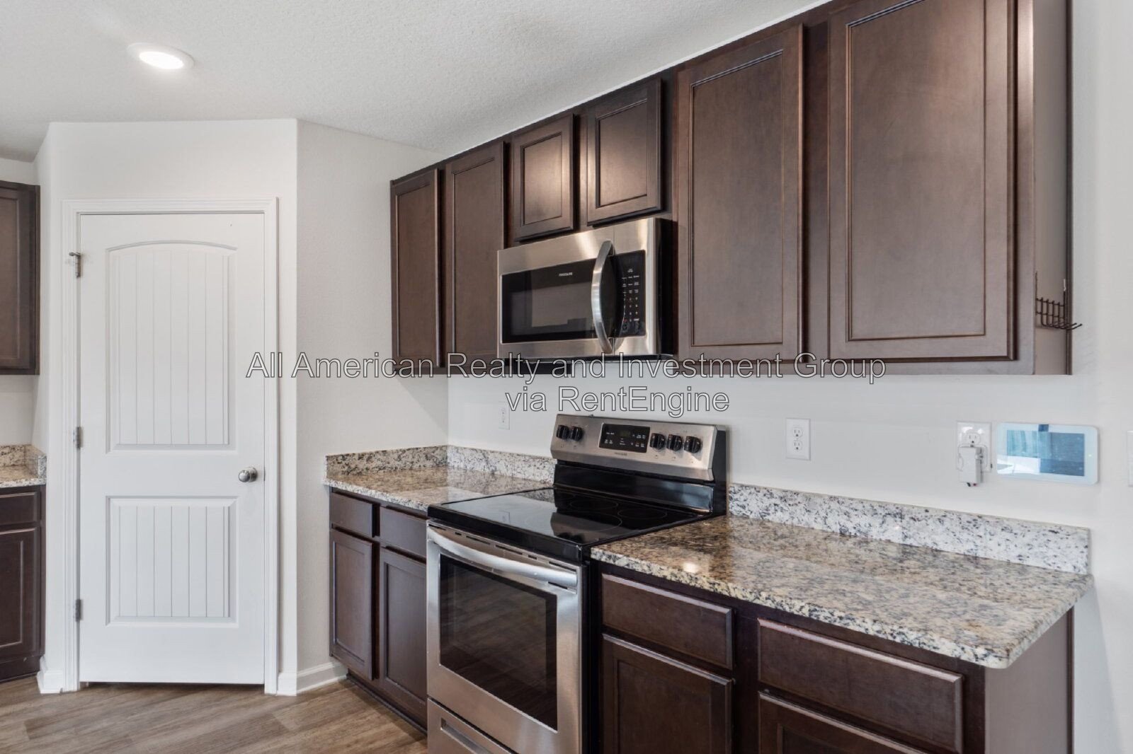 921 Merganser Way property image