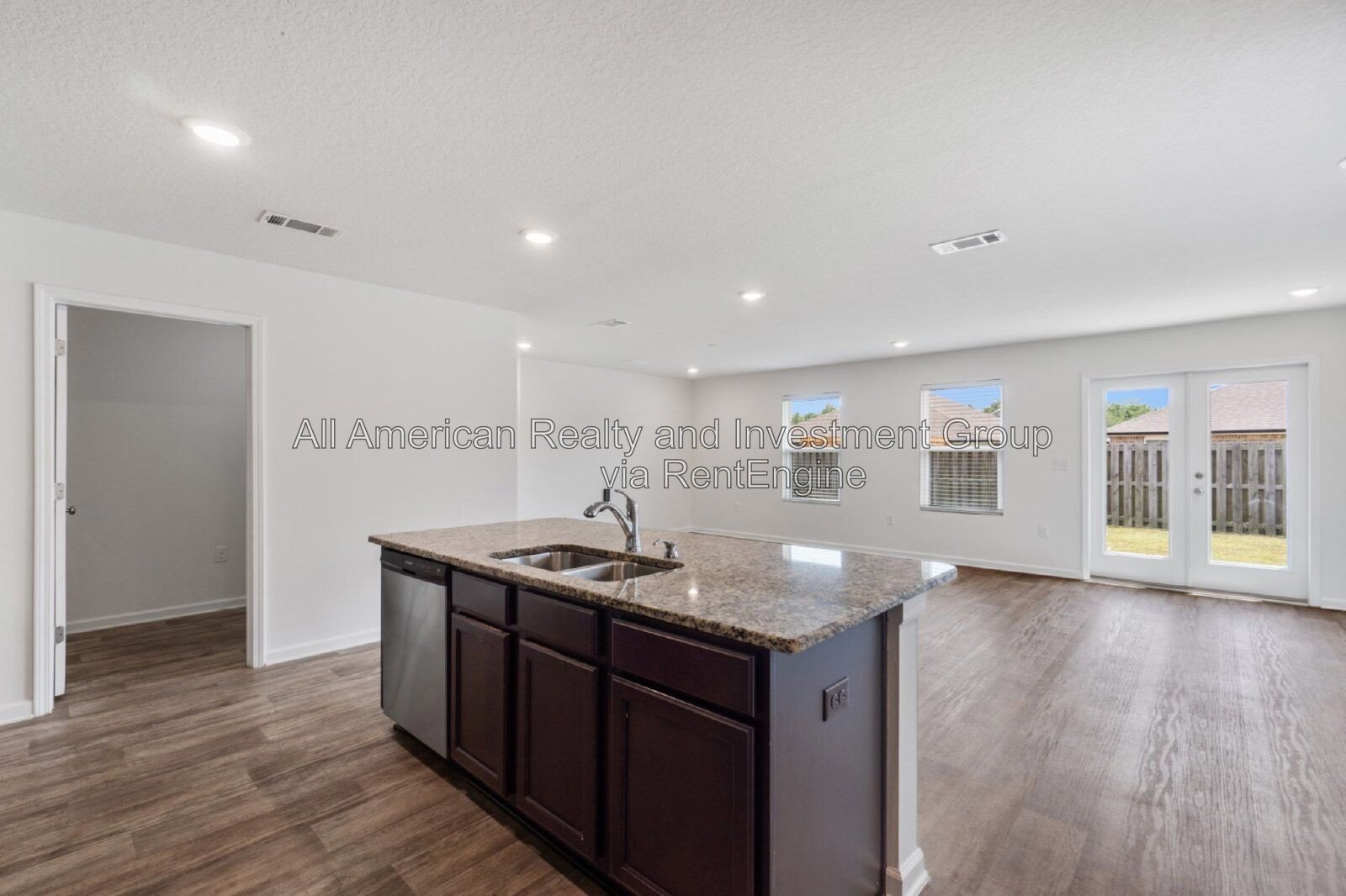 921 Merganser Way property image
