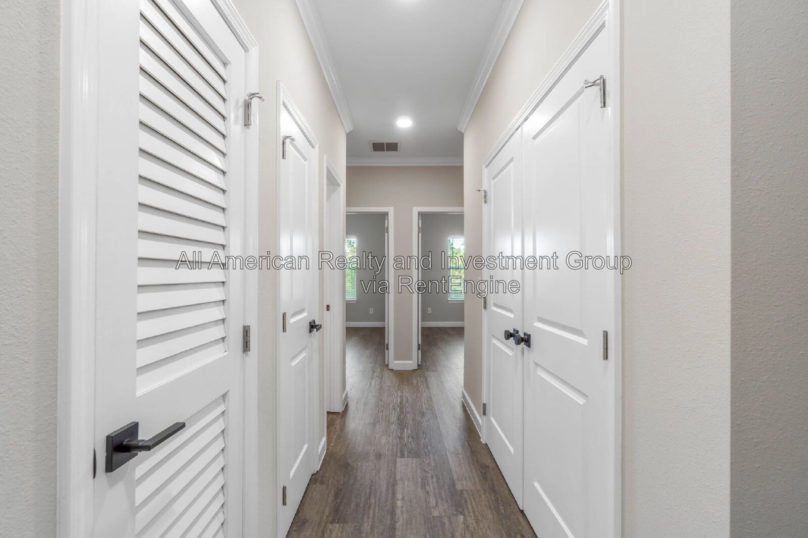 1817 Stable Lane property image
