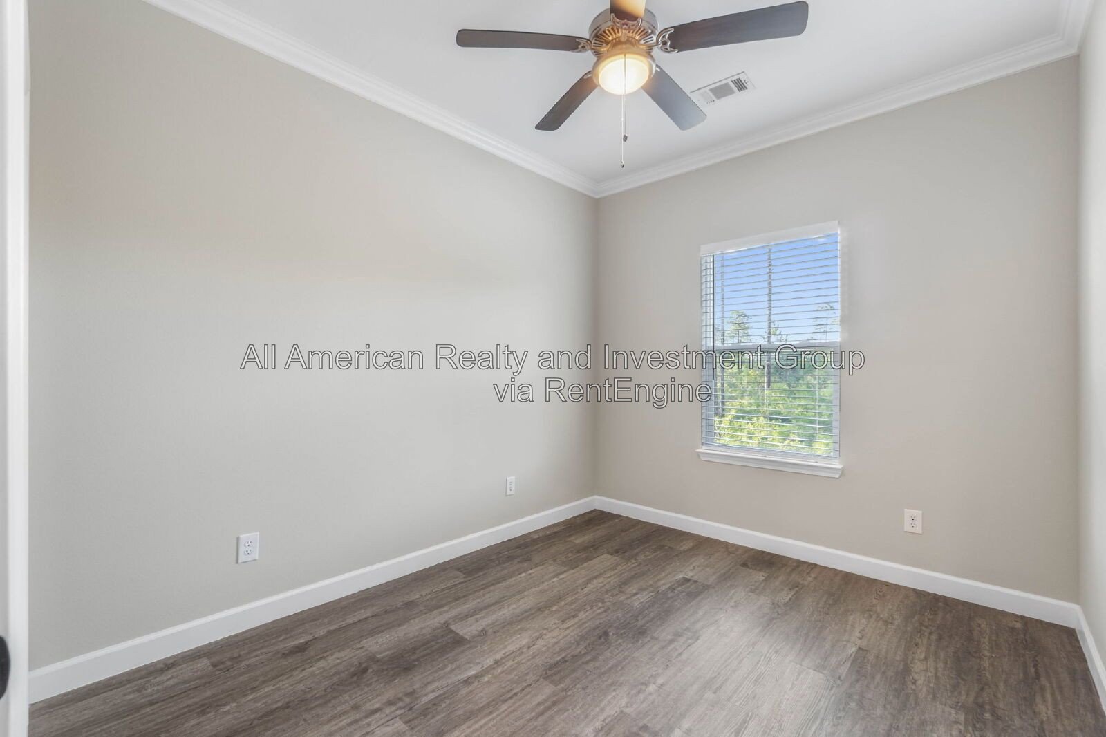 1817 Stable Lane property image