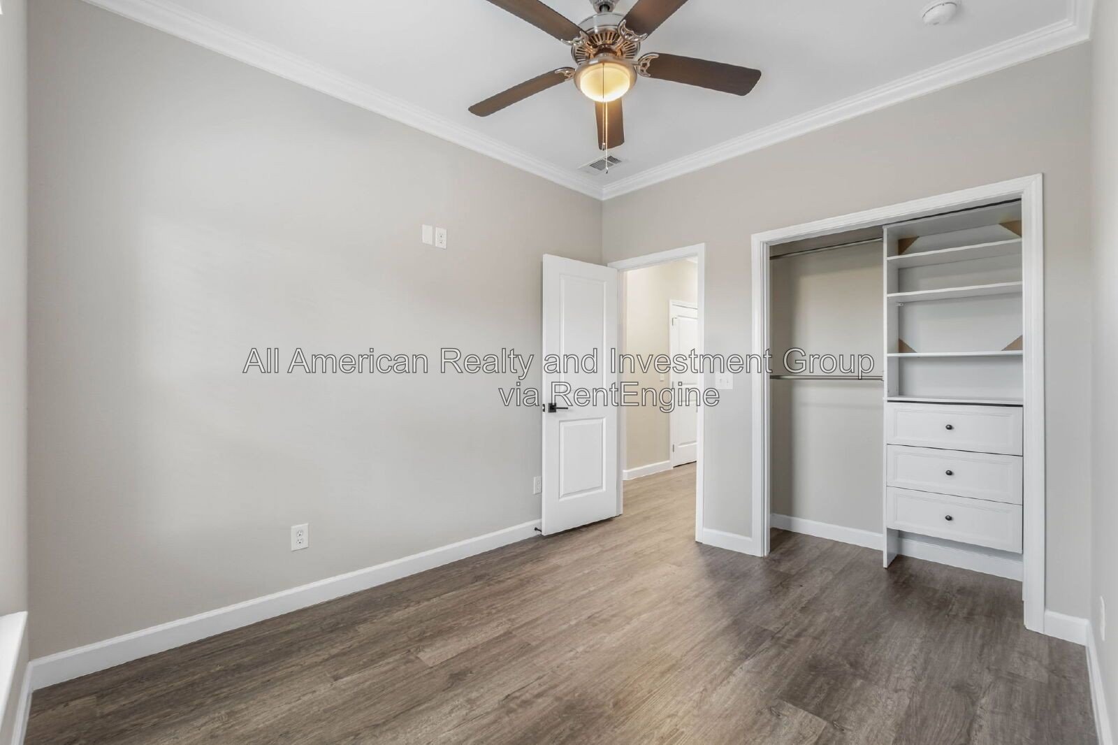 1817 Stable Lane property image