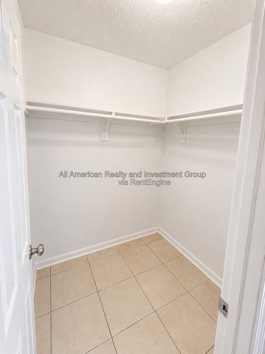 939 Tanager road 8 property image
