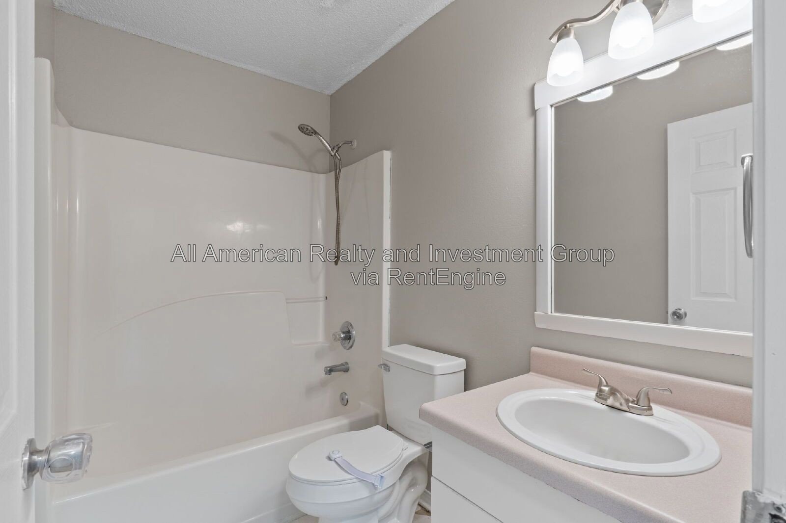 216 Lustan Drive Crestview, FL property image