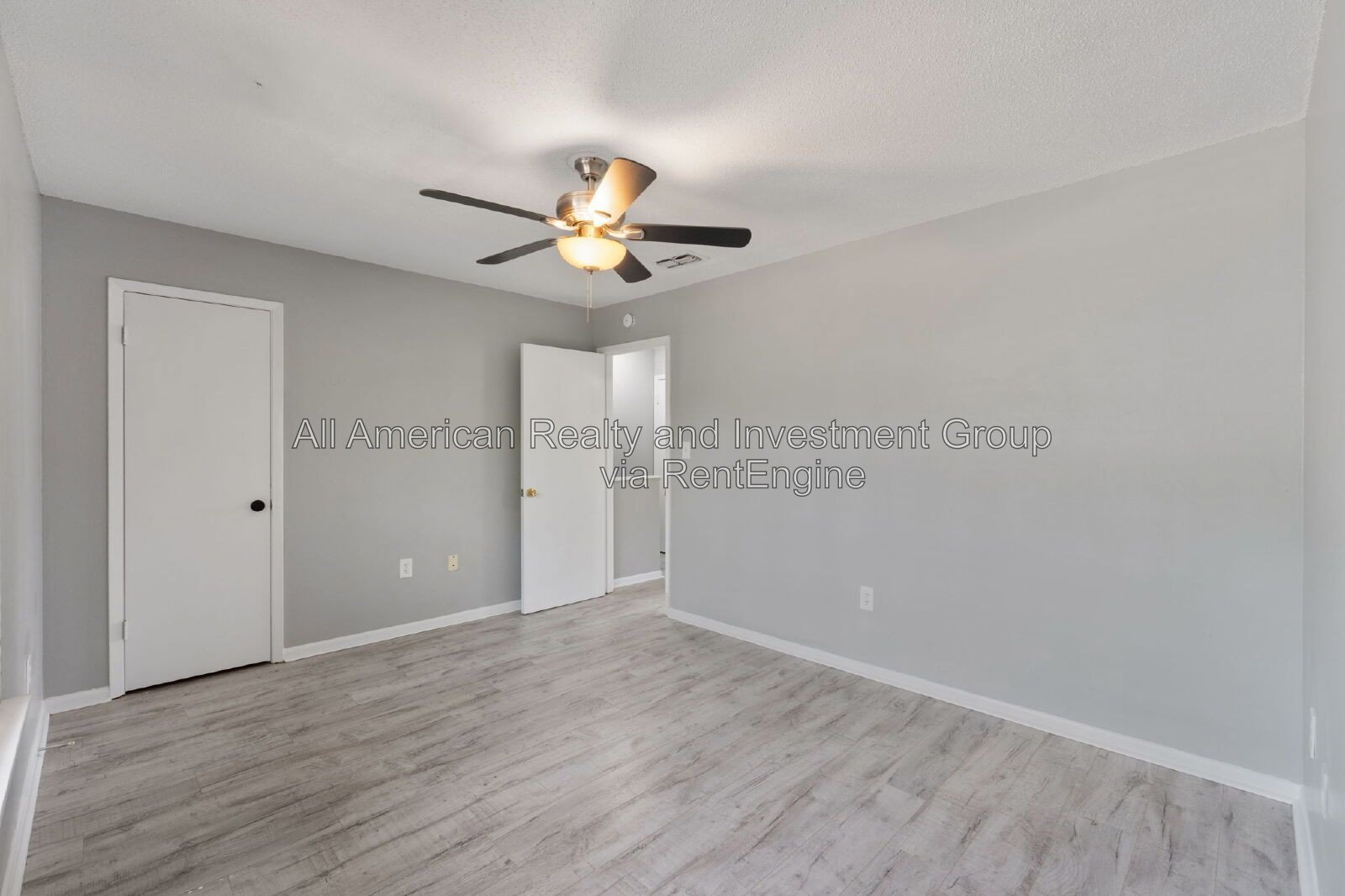 217 oak street unit c property image