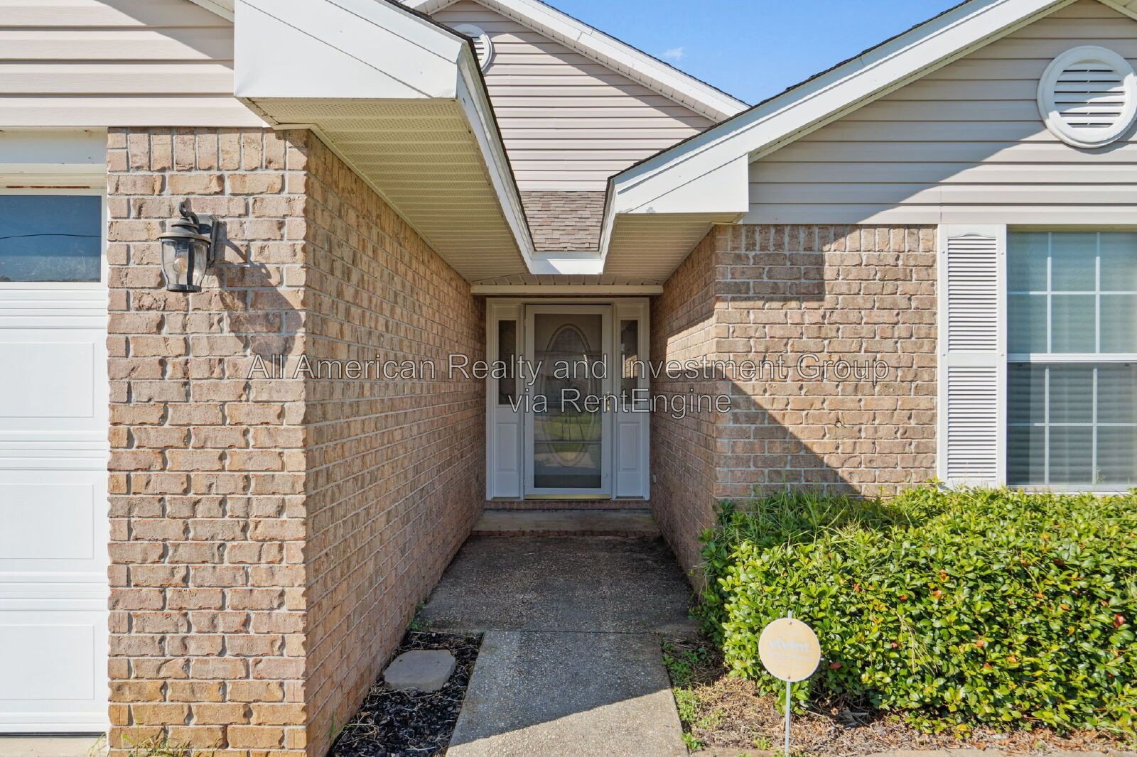 561 Rough leaf property image