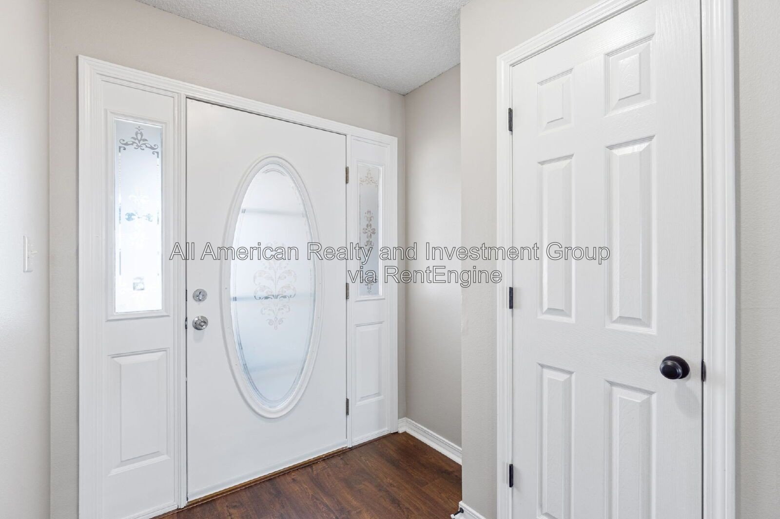 561 Rough leaf property image