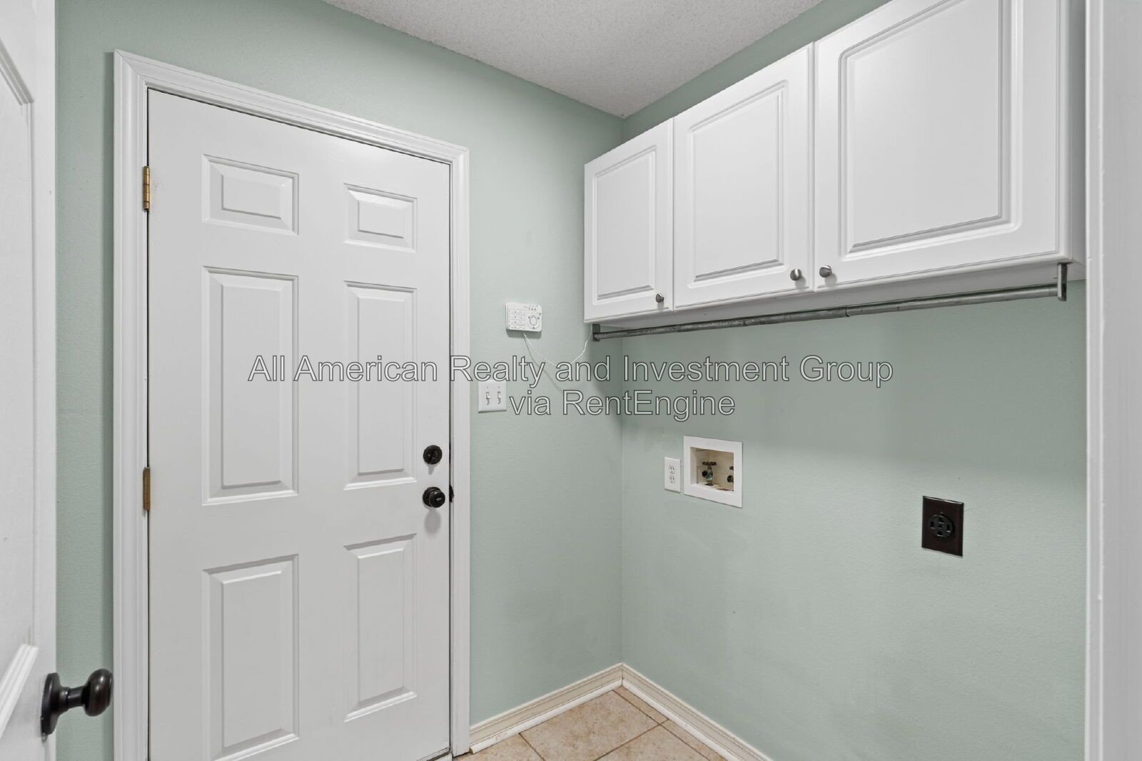 561 Rough leaf property image