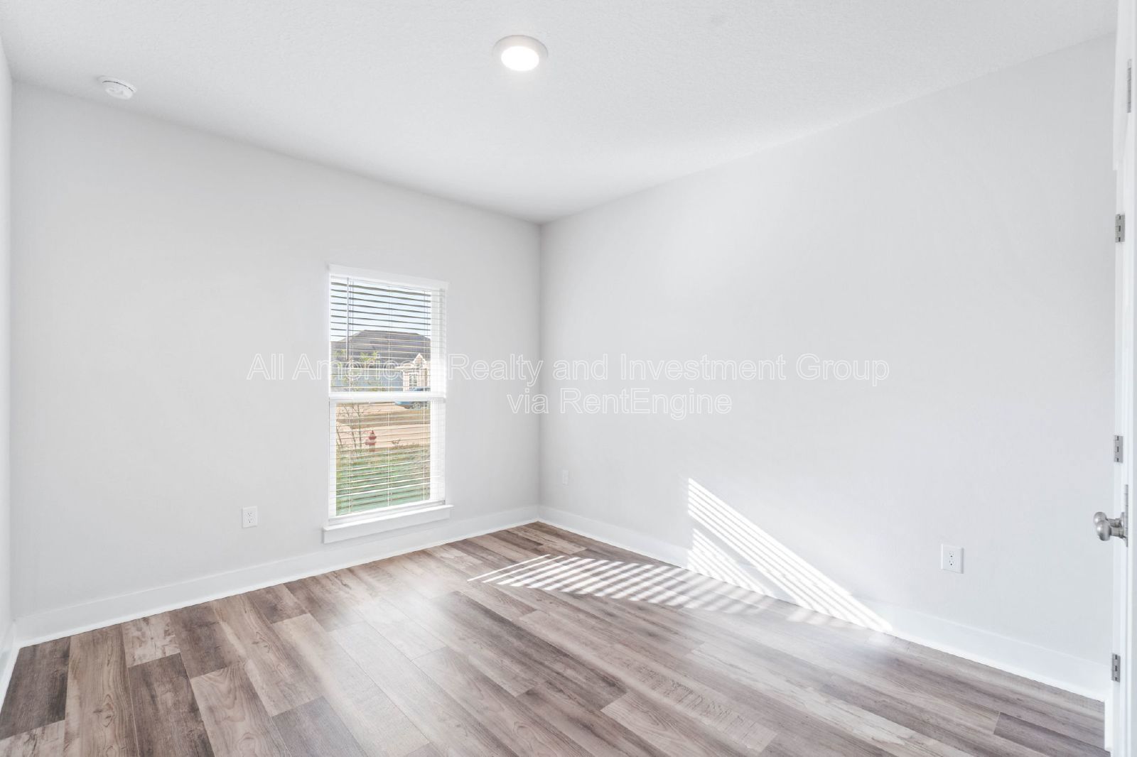 127 Hobson Ave property image