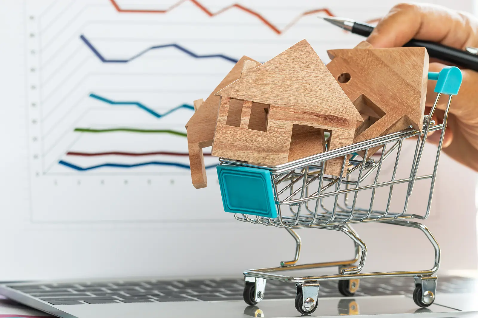 Monthly Reporting & Portfolio Reviews for Destin Real Estate Investors