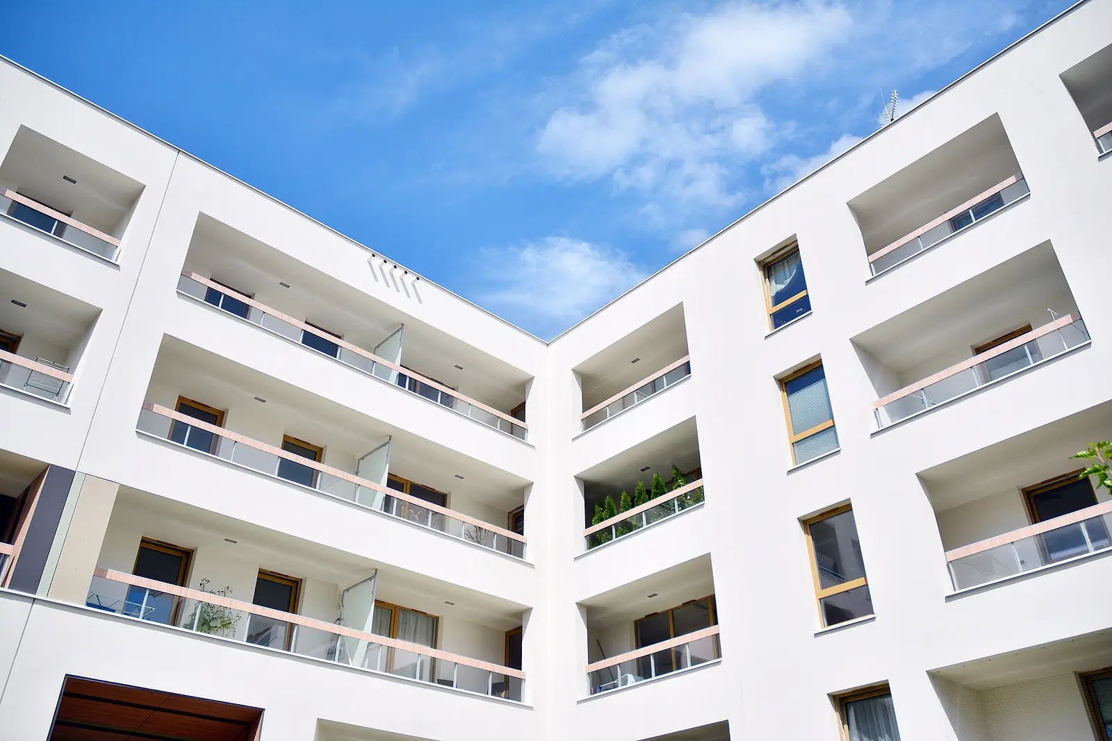Best Investment Strategies for Multi-Property Investors in Destin